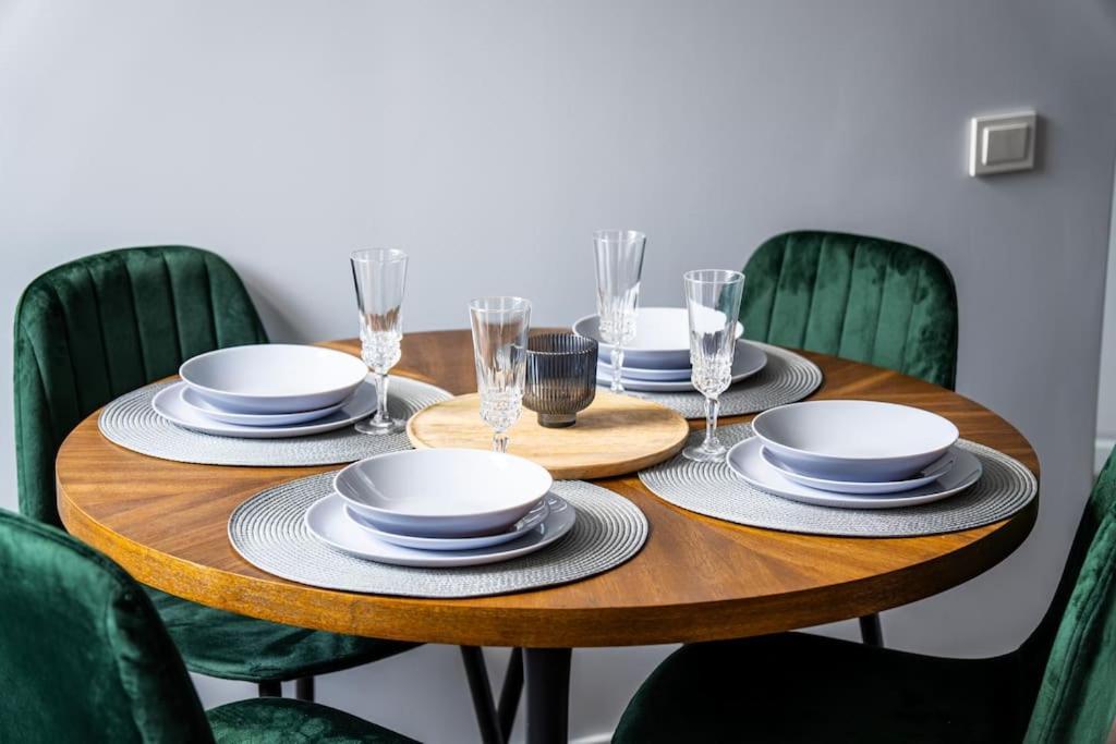 Modern Flat In Old Town Kaunas - Free Parking & Self Check-In Екстер'єр фото